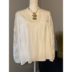 Cactus + Pearl White Lace Top